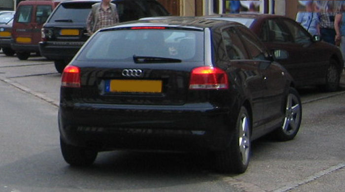 z AUDI A3 2 99